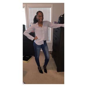 Meet your Posher, Tia